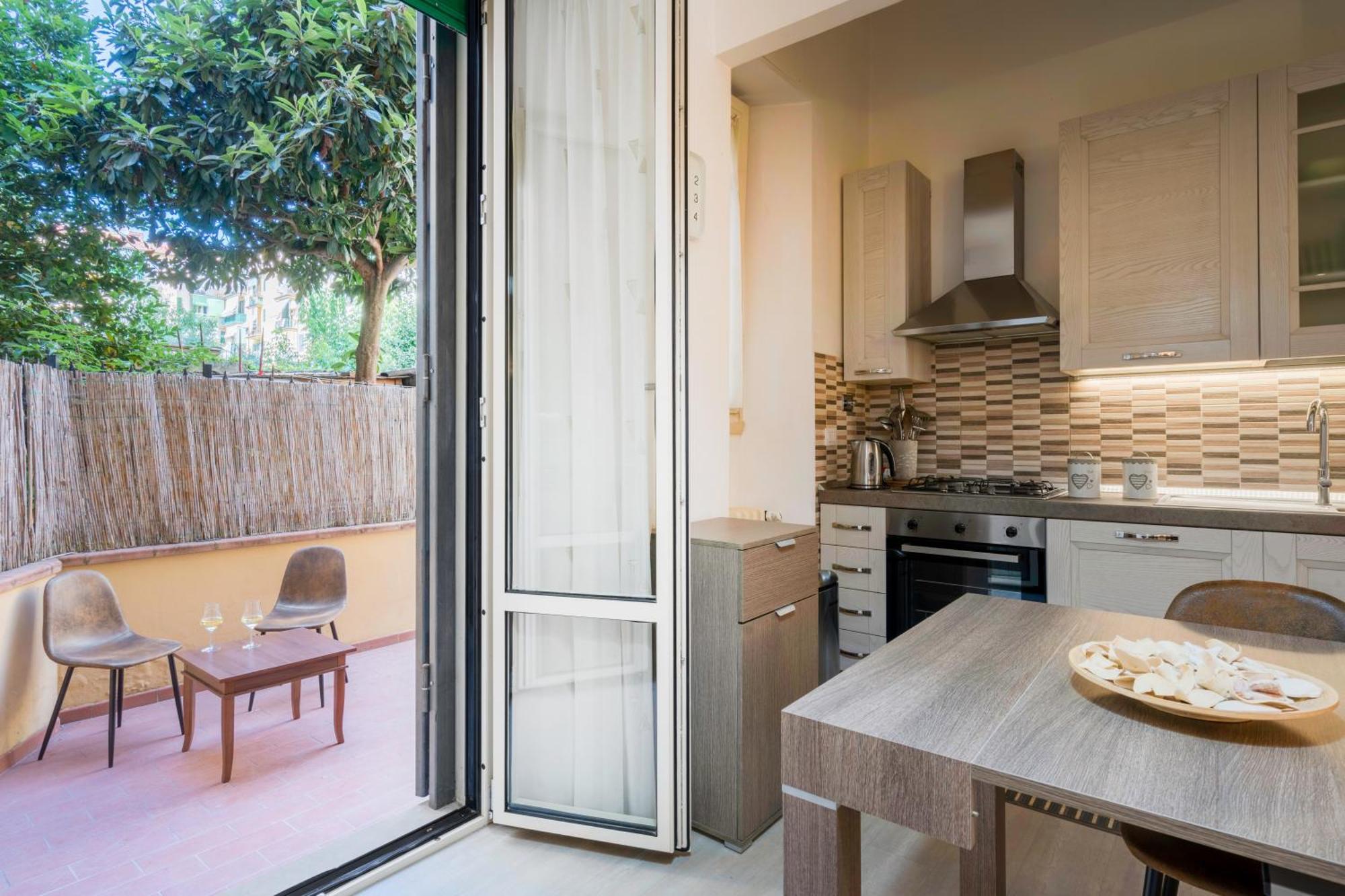 Appartamento Incantevole Con Patio Florencia Exterior foto